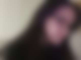 Live cam show with Mia - Worship on Dare Cams