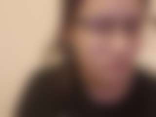 Live cam show with Mia - Slave on Cam Slut