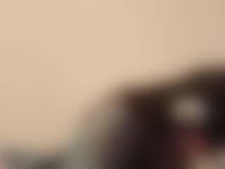 Live cam show with Mia - Joi on slutload