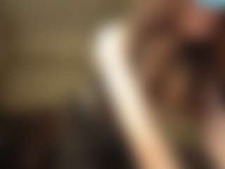 Live cam show with KimberleeTa - Ass Clapping on sexylivex.com