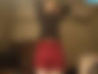 Live cam show with KimberleeTa - Skinny on Uber Horny