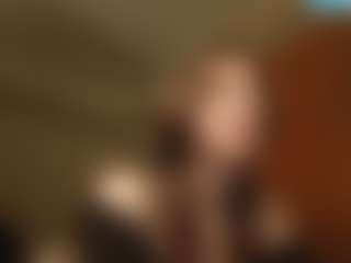 Live cam show with KimberleeTa - Gray Eyes on luckytryst.com