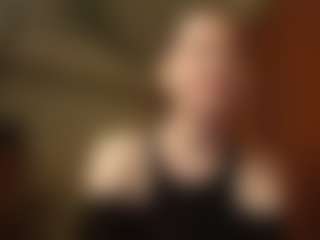 Live cam show with KimberleeTa - Ass Clapping on xDating