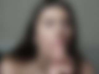 Live cam show with 18Brook - Brown Hair on Camiplay Live