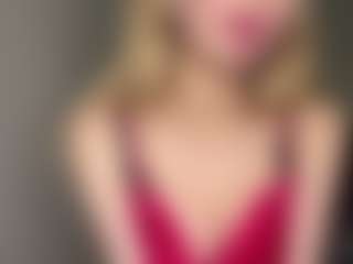 Bella's Live Sex Cam Show