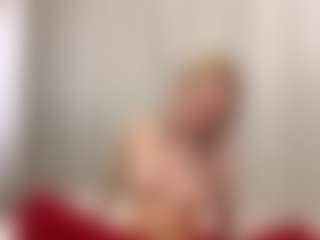 Live cam show with Sophie - Squirt on SquirtSoMuch