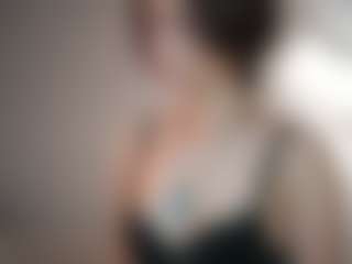 Show de cam en vivo con MarciaOwolabi - New Tattoos en Camsoda