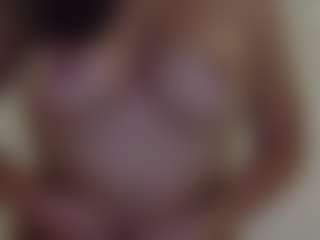 Live cam show with anitalinda - Upskirt on CSO-WL