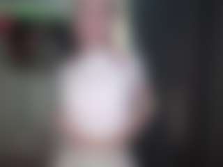 Live cam show with Ariana - Red Hair College on Sweet Sext