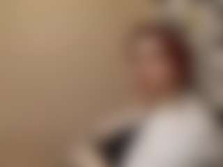 Live cam show with CathyGeffken - Nipple Piercings on Camsoda