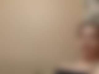 Live cam show with CathyGeffken - Genital Piercings on nudelive.tv