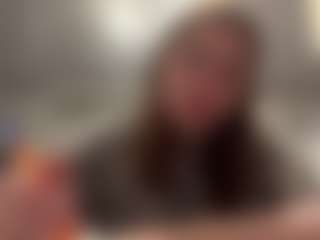 Live-Cam-Show mit Nika - Average auf Camsoda