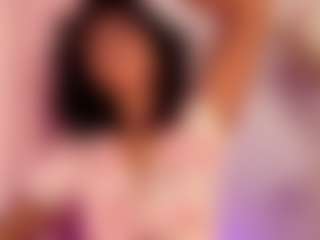 Live cam show with Meganlux - Thin on Gym Cam Girls