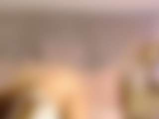 Live cam show with Stefymoore7 - New Young Adult on madthumbs