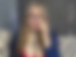 Live cam show with VeliaCaricofe - Blonde Hair on madthumbs