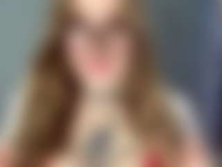 Live cam show with VeliaCaricofe - Mature on CamwithHer