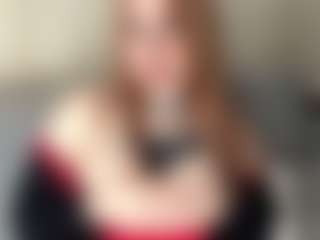VeliaCaricofe MILF webcam performer live streaming