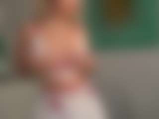 CandyRushhh's Live Sex Cam Show