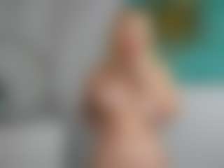 Live cam show with CandyRushhh - Blonde Hair Blowjob on Dare Cams