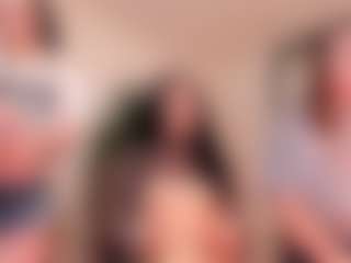 Eastern-latinas's Live Sex Cam Show