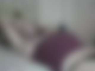 Live cam show with JUANCORTEZ - Bald on TottyGirls