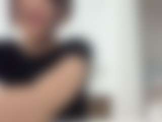 EmiliaGiottonini's Live Sex Cam Show