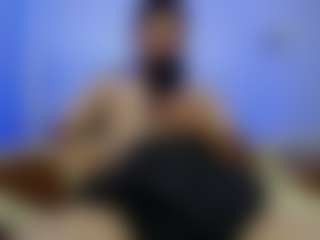 Live cam show with Ethan-savage - Black Hair on Hubzter Live