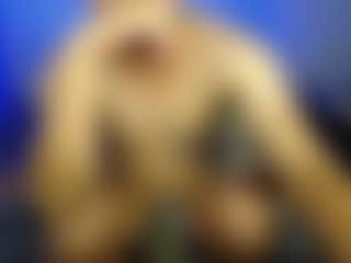 Live cam show with Ethan-savage - Average on TeamSkeetLive