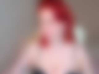 Live cam show with FoxenWitch - Red Hair on Cam Slut