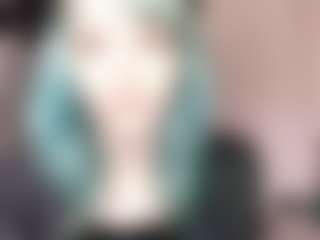 Live cam show with LoreTrusler - Small Tits on Free Soda