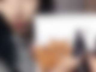 LoreTrusler's Live Sex Cam Show