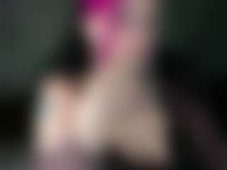 Live cam show with Neon-Baddie - Nipple Piercings on CamClone
