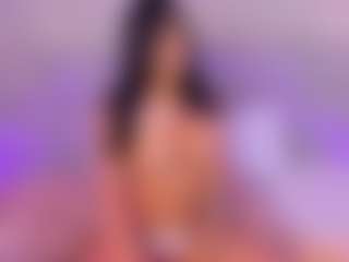 Alaiah-Lopez's Live Sex Cam Show
