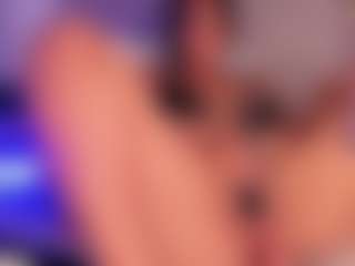 Live cam show with Ashley-Owenns - Blowjob on Livezox