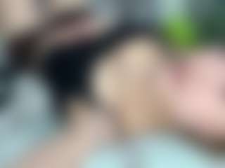 Live cam show with AvaNova - Genital Piercings on madthumbs