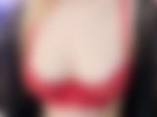 cuteloat's Live Sex Cam Show
