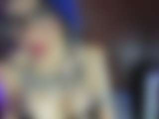 Live cam show with Elektraa-Rosse - Gagging on livesuperchat.net