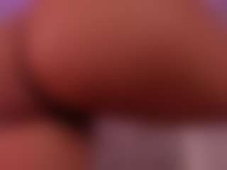Live cam show with Mena-Rossi - Upskirt on Ass Tok