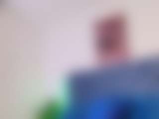 MiaValencia's Live Sex Cam Show