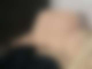 Live cam show with pinkl3monade - Upskirt on Latina Girls
