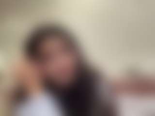 Live cam show with Carolina - Blowjob on Camsoda