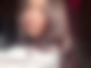 MadieBazzel's Live Sex Cam Show