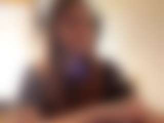 Live cam show with MariTown - Shower on Streamer API