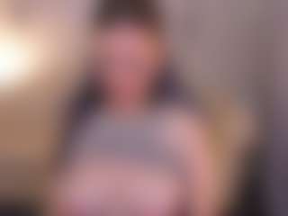 MissSonyaShy's Live Sex Cam Show