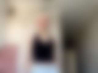 Live cam show with SeemaColonna - New Granny on Uber Horny