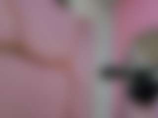 Live-Cam-Show mit EmilyBrooksSS - Big Cock auf Camsoda