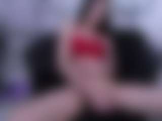Live cam show with EmilyBrooksSS - Biracial on https://playwithruby.com