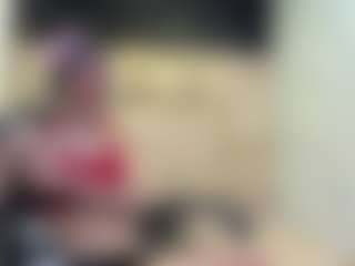 Live cam show with EmilyBrooksSS - Brown Eyes on https://playwithruby.com