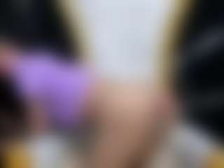 EmilyBrooksSS's Live Sex Cam Show