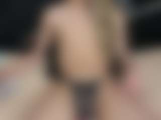 EmilyBrooksSS's Live Sex Cam Show